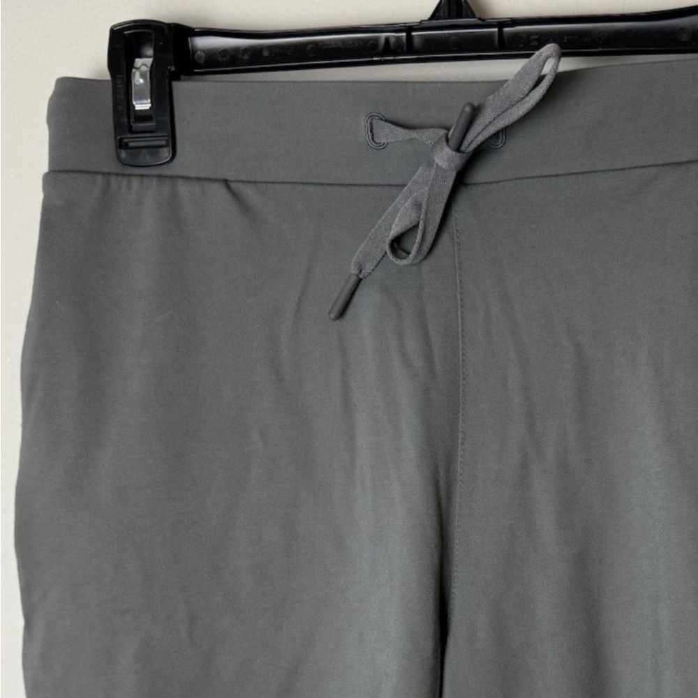 Baleaf Womens Shorts Bermada Size Medium Gray Drawstring Pockets Cycling Hiking - Picture 3 of 6